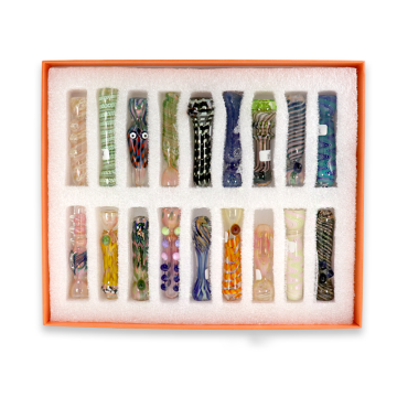 3.5 IN APEX STRAIGHT HAND GLASS PIPE 18CT/ASSORTED DISPLAY